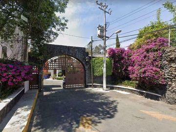 CASA EN PRIVADA DE COLONIA CARIACO EN TLALPAN