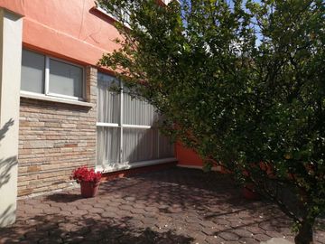 CASA EN VENTA EN CIRCUITO HÉROES CIUDAD SATÉLITE