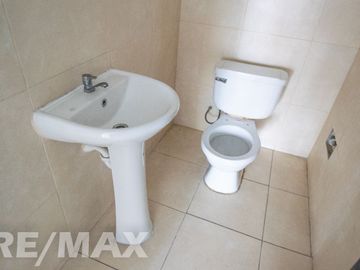 Alquiler de Oficina en Zona Industrial de Santa Anita 124 M2