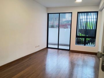 FLAT DE ESTRENO MIRAFLORES!! NO PAGA ALCABALA!!!