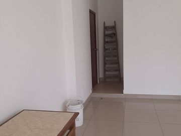 SE ALQUILA LOCAL/OFICINA, DOS PISOS, GRAN Visibilidad, AV. SALVADOR ALLENDE, San Juan De Miraflores.