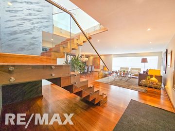 SE ALQUILA INCREIBLE DUPLEX AMOBLADO, 430 M2. ZONA RESIDENCIAL CERCA A LA UNIVERSIDAD DE LIMA