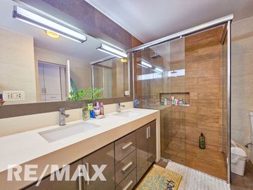 SE ALQUILA INCREIBLE DUPLEX AMOBLADO, 430 M2. ZONA RESIDENCIAL CERCA A LA UNIVERSIDAD DE LIMA