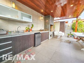 SE ALQUILA INCREIBLE DUPLEX AMOBLADO, 430 M2. ZONA RESIDENCIAL CERCA A LA UNIVERSIDAD DE LIMA