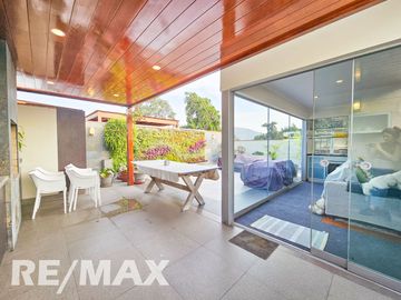 SE ALQUILA INCREIBLE DUPLEX AMOBLADO, 430 M2. ZONA RESIDENCIAL CERCA A LA UNIVERSIDAD DE LIMA