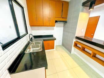 4 Bedroom Modern Design Brand New House and Lot for Sale in BF Resort, Las Piñas City