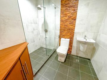 4 Bedroom Modern Design Brand New House and Lot for Sale in BF Resort, Las Piñas City