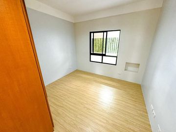 4 Bedroom Modern Design Brand New House and Lot for Sale in BF Resort, Las Piñas City