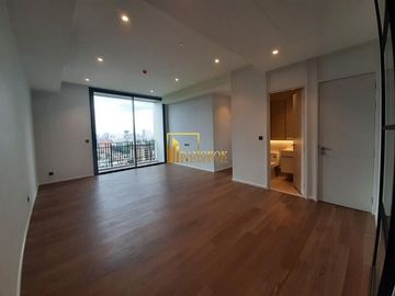 Muniq Langsuan | Unfurnished 2 Bed Luxury Condo For Sale