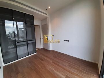 Muniq Langsuan | Unfurnished 2 Bed Luxury Condo For Sale