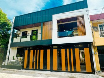 Cozy 4 Bedroom Brand New Modern Design House and lot for Sale in BF Resort, Las Piñas City