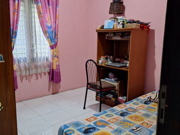 Rumah 2 Lantai Siap Huni Di Griya Agung Sentosa Pondok Melati, Hanya 20 Menit Dari Pintu Tol Jatiwarna