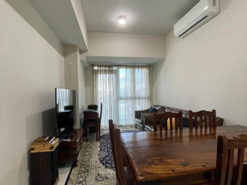 FOR SALE - Unit in Uptown Parksuites, BGC, Taguig City