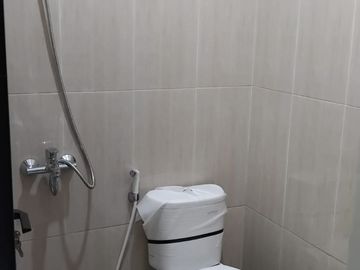 Rumah dijual Bumi Bintaro Permai ada Roof Top Bangunan Baru Semi Furnish