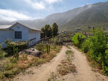 Parcela con 3 casas, bodega y garage techado, sector El Arrayán. La Serena. $100 millones