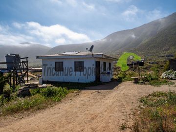 Parcela con 3 casas, bodega y garage techado, sector El Arrayán. La Serena. $100 millones
