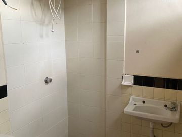 Vendo casa con terreno en el sector del Parque Metropolitano