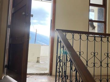 Vendo casa con terreno en el sector del Parque Metropolitano