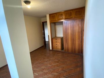 Vendo casa con terreno en el sector del Parque Metropolitano