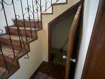 Vendo casa con terreno en el sector del Parque Metropolitano