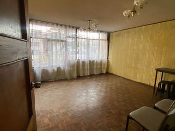 Vendo casa con terreno en el sector del Parque Metropolitano