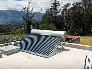 CASAS EN VENTA “Ahorra y Vive Verde: Tu Nuevo Hogar con Calefón Solar”