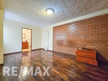 EN VENTA DEPARTAMENTO EN SANTIAGO DE SURCO, 112 m2. Cerca a Plaza Vea de Av. Ayacucho.