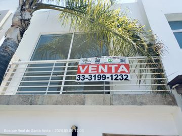 REMATO CASA EN RESIDENCIAL BOSQUES DE SANTA ANITA, BAJA DE PRECIO $ 2´680,000 A TRATAR EXCELENTE ESTADO
