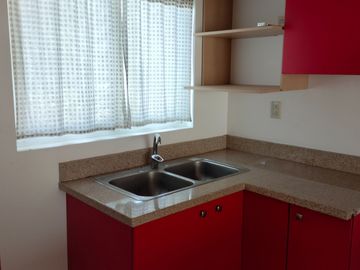 REMATO CASA EN RESIDENCIAL BOSQUES DE SANTA ANITA, BAJA DE PRECIO $ 2´680,000 A TRATAR EXCELENTE ESTADO
