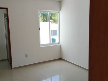 REMATO CASA EN RESIDENCIAL BOSQUES DE SANTA ANITA, BAJA DE PRECIO $ 2´680,000 A TRATAR EXCELENTE ESTADO
