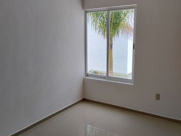 REMATO CASA EN RESIDENCIAL BOSQUES DE SANTA ANITA, BAJA DE PRECIO $ 2´680,000 A TRATAR EXCELENTE ESTADO