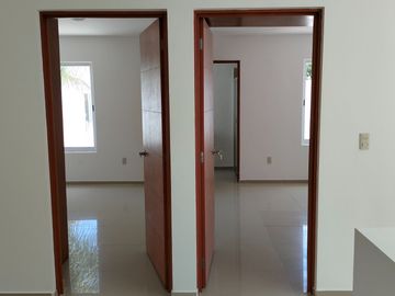 REMATO CASA EN RESIDENCIAL BOSQUES DE SANTA ANITA, BAJA DE PRECIO $ 2´680,000 A TRATAR EXCELENTE ESTADO
