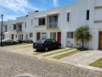 REMATO CASA EN RESIDENCIAL BOSQUES DE SANTA ANITA, BAJA DE PRECIO $ 2´680,000 A TRATAR EXCELENTE ESTADO