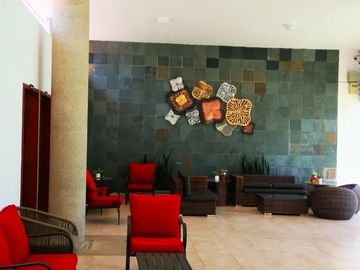 REMATO CASA EN RESIDENCIAL BOSQUES DE SANTA ANITA, BAJA DE PRECIO $ 2´680,000 A TRATAR EXCELENTE ESTADO