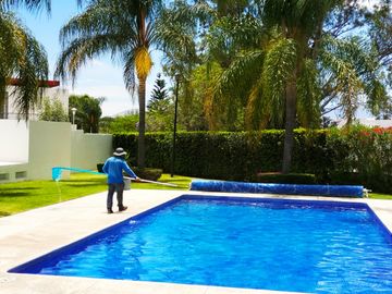REMATO CASA EN RESIDENCIAL BOSQUES DE SANTA ANITA, BAJA DE PRECIO $ 2´680,000 A TRATAR EXCELENTE ESTADO