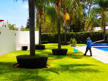 REMATO CASA EN RESIDENCIAL BOSQUES DE SANTA ANITA, BAJA DE PRECIO $ 2´680,000 A TRATAR EXCELENTE ESTADO