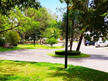 REMATO CASA EN RESIDENCIAL BOSQUES DE SANTA ANITA, BAJA DE PRECIO $ 2´680,000 A TRATAR EXCELENTE ESTADO