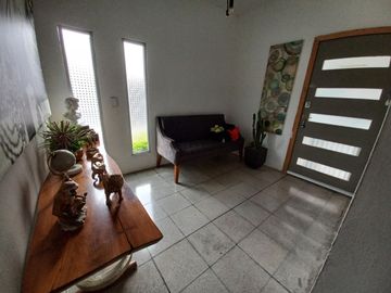 CASA DE UNA PLANTA REMODELADA COLONIA DEL VALLE SAN PEDRO GARZA GARCIA