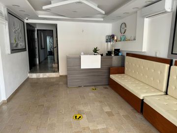 Casa en VENTA para oficinas o consultorio en León Gto, en la colonia San Jerónimo