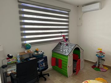 Casa en VENTA para oficinas o consultorio en León Gto, en la colonia San Jerónimo