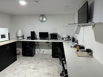 Casa en VENTA para oficinas o consultorio en León Gto, en la colonia San Jerónimo
