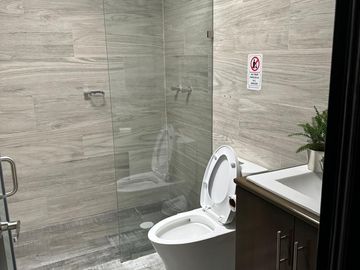 Casa en VENTA para oficinas o consultorio en León Gto, en la colonia San Jerónimo