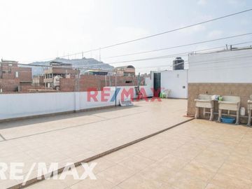 Venta De Casa en José Granda, cerca Av. Habich, San Martin De Porres