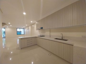 For Sale Brand new Modern Design Two (2) Storey Duplex House and Lot in Better Living Parañaque City