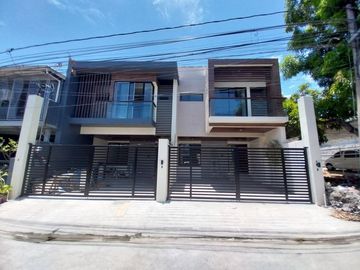 For Sale Brand new Modern Design Two (2) Storey Duplex House and Lot in Better Living Parañaque City