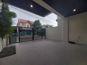 For Sale Brand new Modern Design Two (2) Storey Duplex House and Lot in Better Living Parañaque City