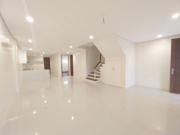 For Sale Brand new Modern Design Two (2) Storey Duplex House and Lot in Better Living Parañaque City