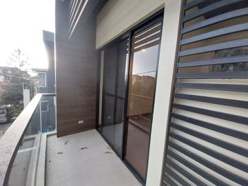 For Sale Brand new Modern Design Two (2) Storey Duplex House and Lot in Better Living Parañaque City