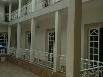 Magnifica CASA con USO de SUELO
