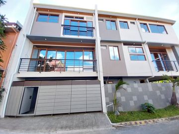 For Sale Modern Design Four (4) Storey Triplex House and Lot in Better Living Parañaque City